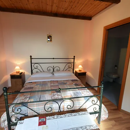 Al Rifugio Divino Belvedere Ostrense
